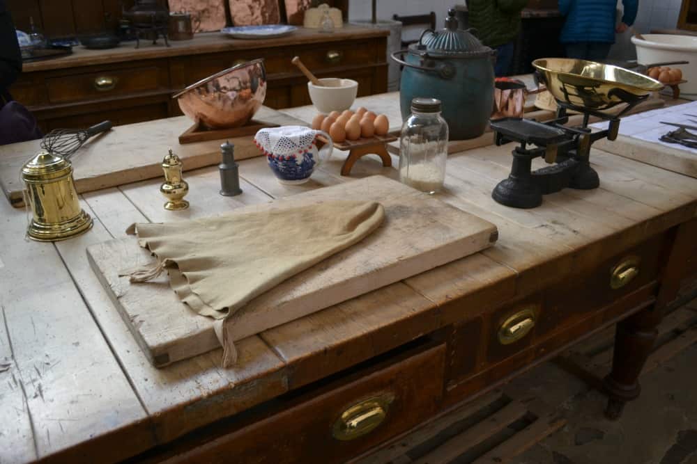 Victorian kitchen at Lanhydrock = Exploring Victorian life at Lanhydrock National Trust