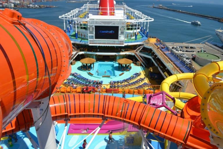 Carnival Vista: a family-friendly cruise ship - WaterWorks and Lido Deck