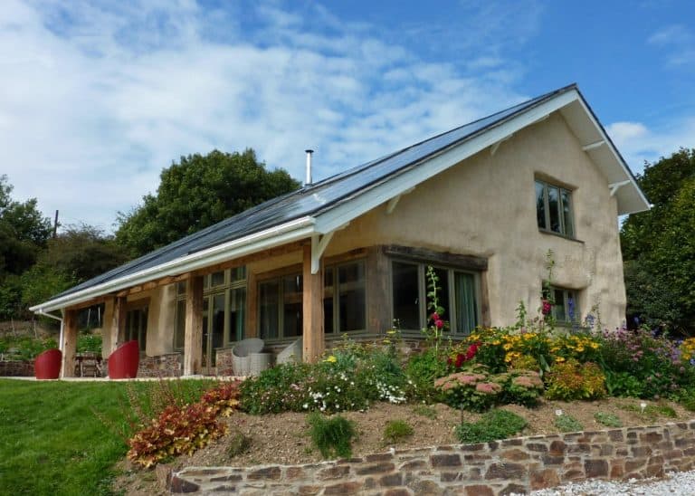 Lower cottage at Bosinver Farm Cottages - baby-friendly cottages