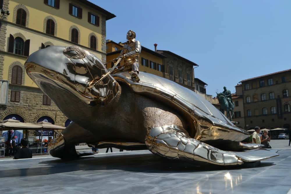 Searching for Utopia statue in Piazza Signoria, Florence - Florence with toddlers what to see in 4 hours