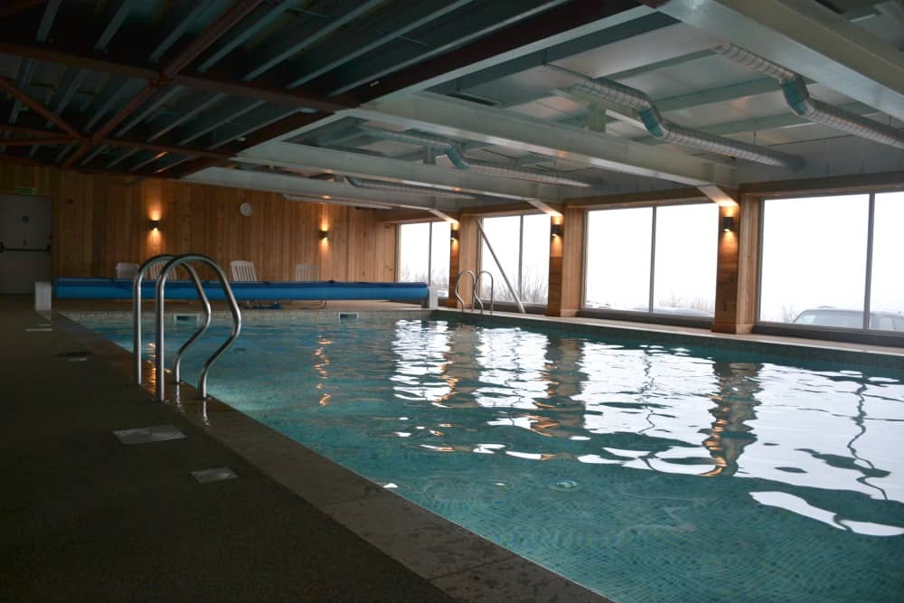 Swimming pool at Coast View Holiday Park