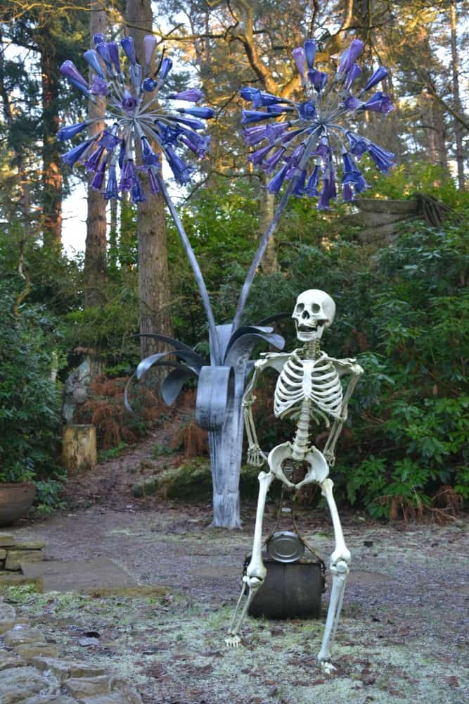Skeleton and flowers - A visit to the world's largest all year sculpture park