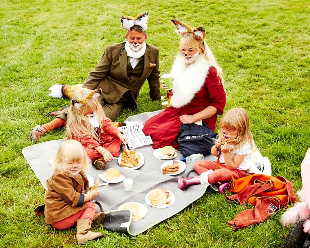 Foodie experiences at Just So Festival: Family Fox picnic credit TenEight