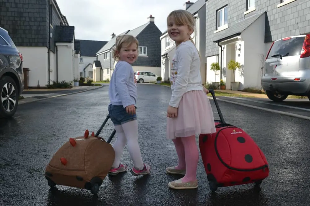 Best luggage for kids: LittleLife Wheelie Suitcase review - Tin