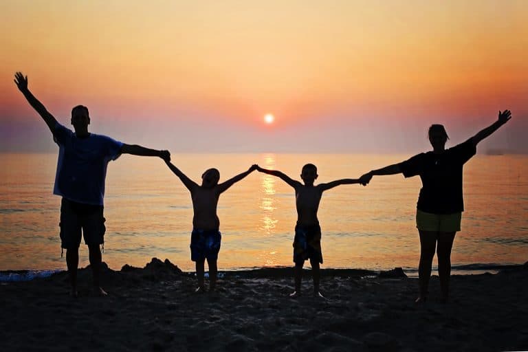 Family on holiday - first aid kit check list for family holidays
