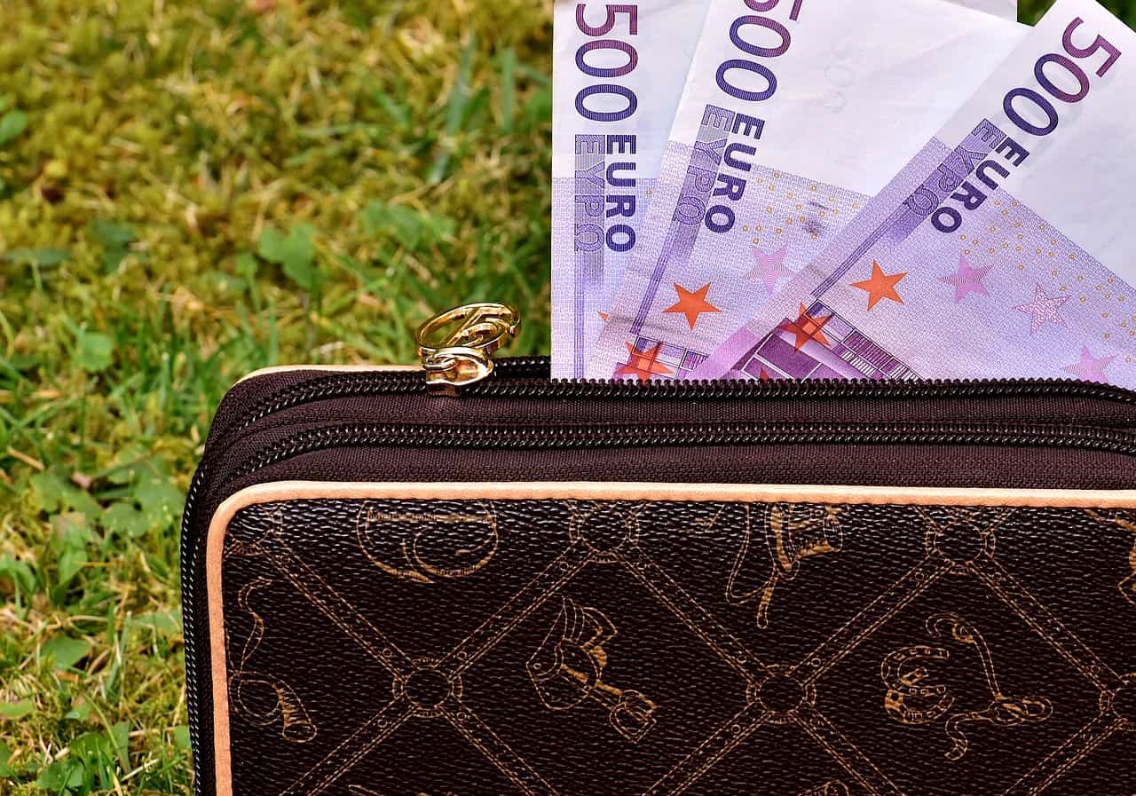 Holiday money - How to have the holiday of your dreams - on a budget!