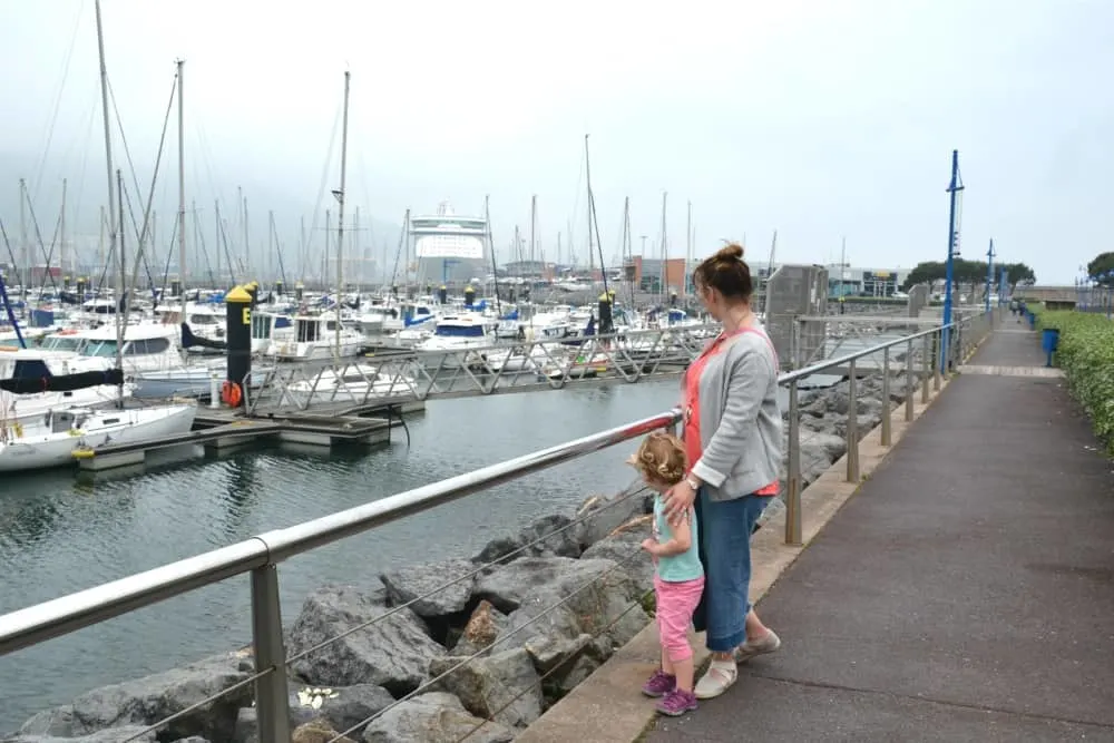 Claire and Baby looking at ship in Bilbao - Back to the 80s cruise with Cruiseco
