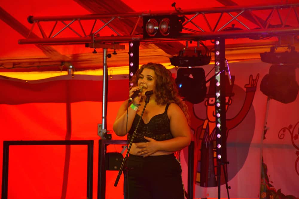 Yazzy on Vaudeville Stage - Devon festival Glas-Denbury