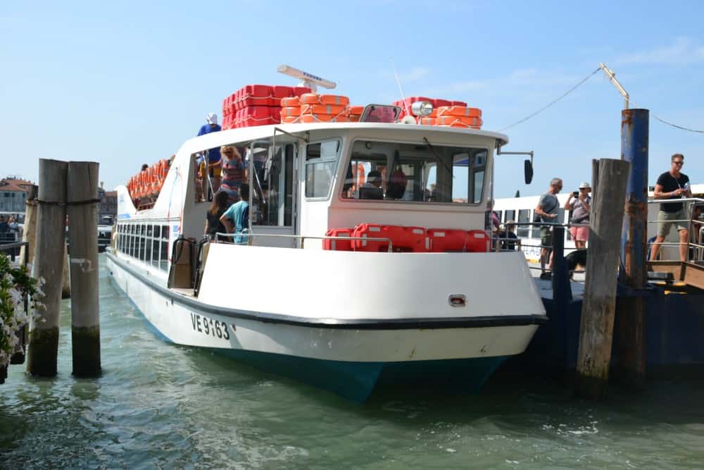 Ferry from Terminla Fusina Venice - Lake Garda to Venice with kids