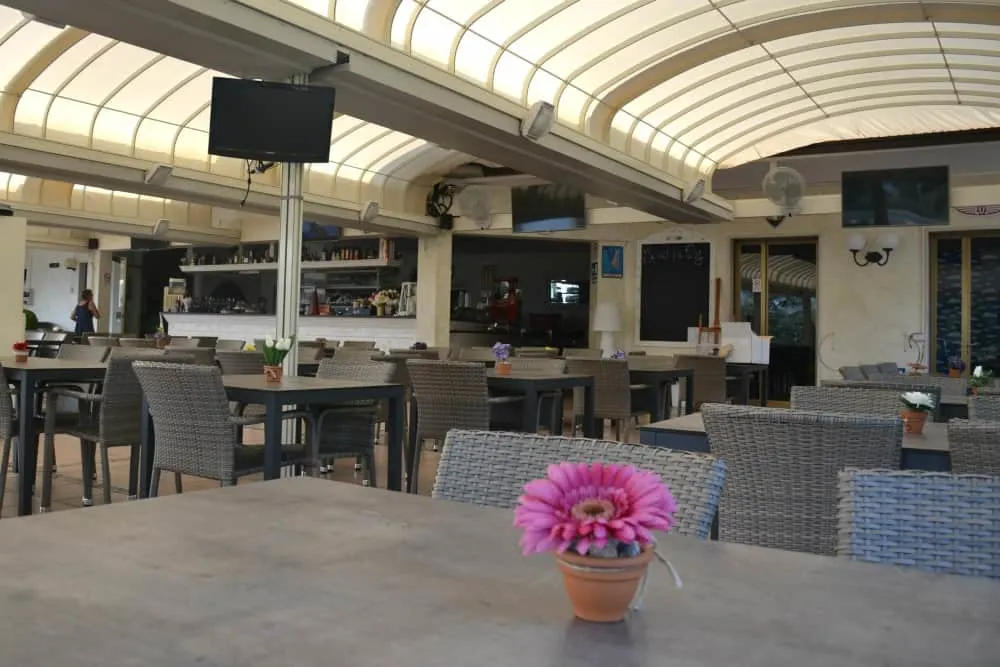 Restaurant at Camping Eden Lake Garda