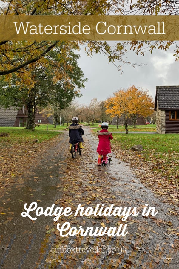 [AD] Looking for lodge holidays in Cornwall suitable for families, groups of friends and even multi-generational breaks? Read this review of Waterside Cornwall #lodge #lodges #lodgeholiday #Cornwall #visitCornwall #holiday #holidaypark #familyholiday #familyravel #UK