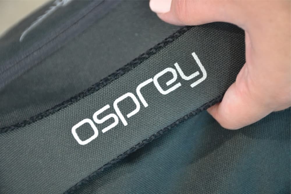 Padded handle Osprey Farpoint 40 - Best rucksack for travelling: Osprey Farpoint 40 backpack review