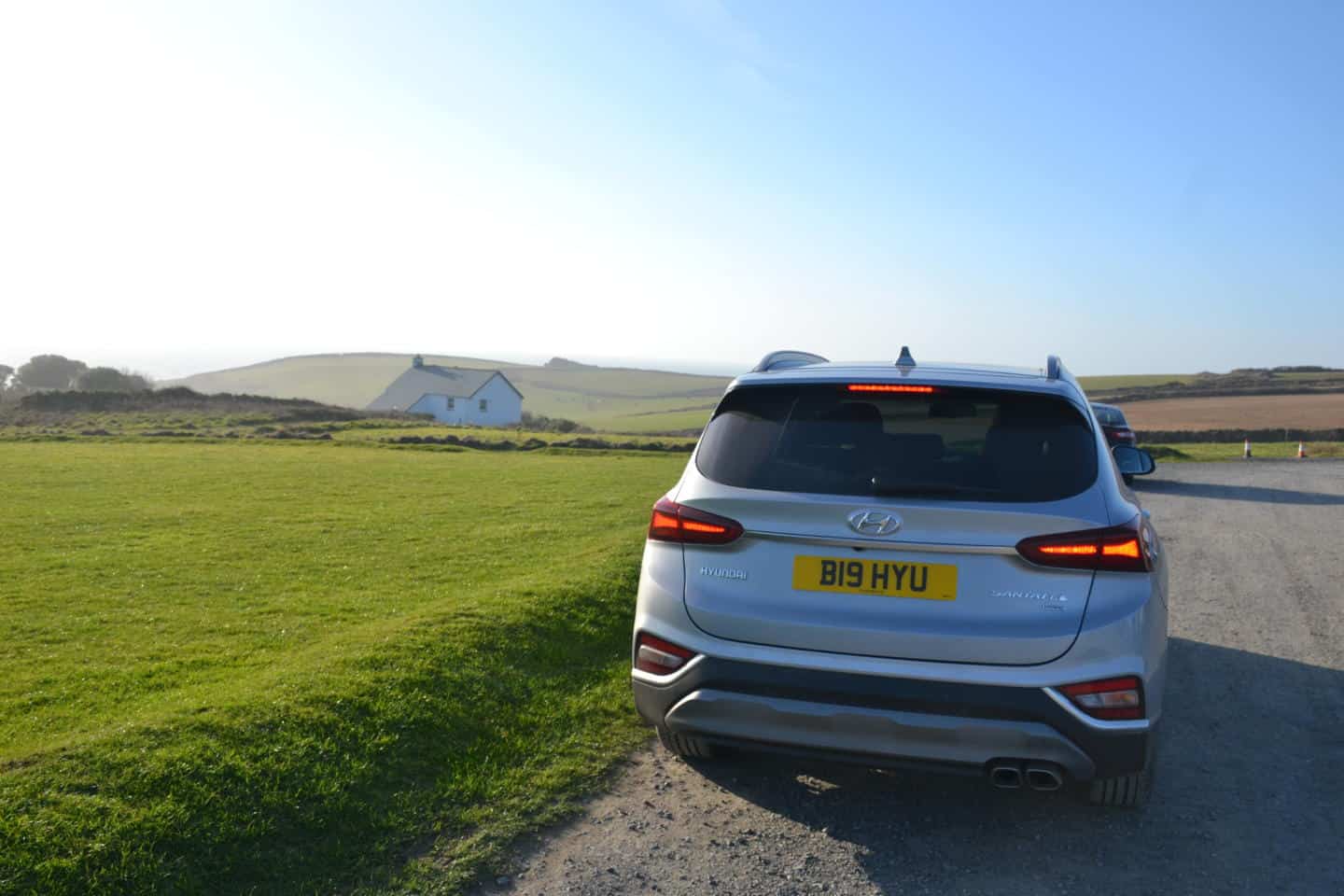 The Lizard - Hyundai Santa Fe Premium SE. The best large family car for holidays with kids?