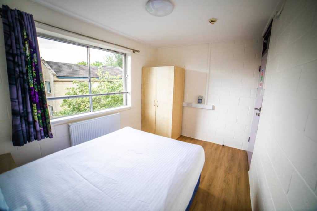 Eastwood double bedroom - self catering Bath accommodation at the University of Bath