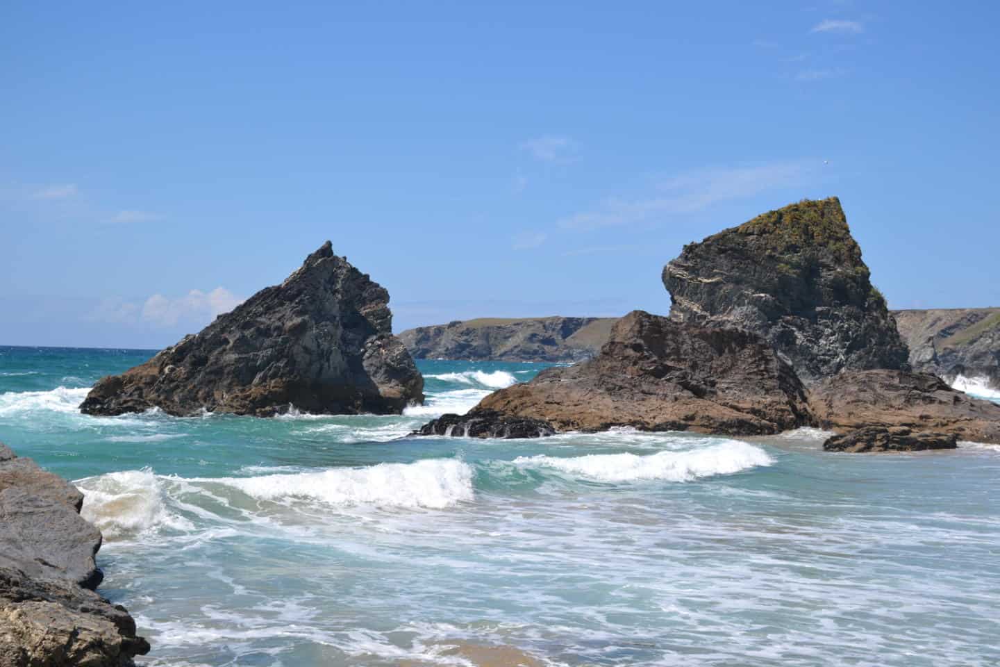 Bedruthan Steps With Kids - How Easy Is It? - Tin Box Traveller