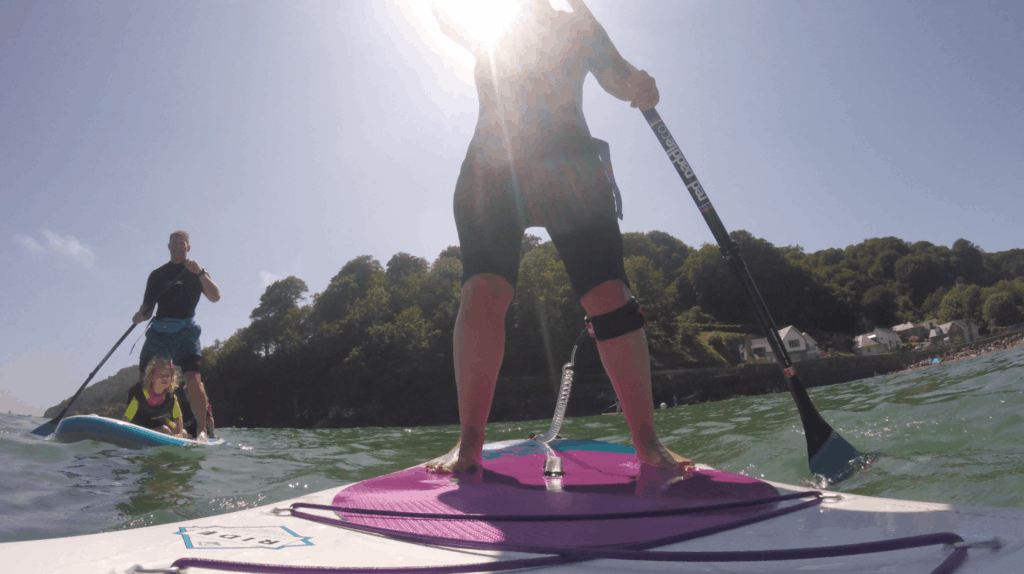 Family on boards - Paddle boarding with kids