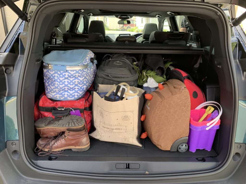 Peugeot 5008 GT Line Premium review SUV with 3 ISOFIX seats Tin Box