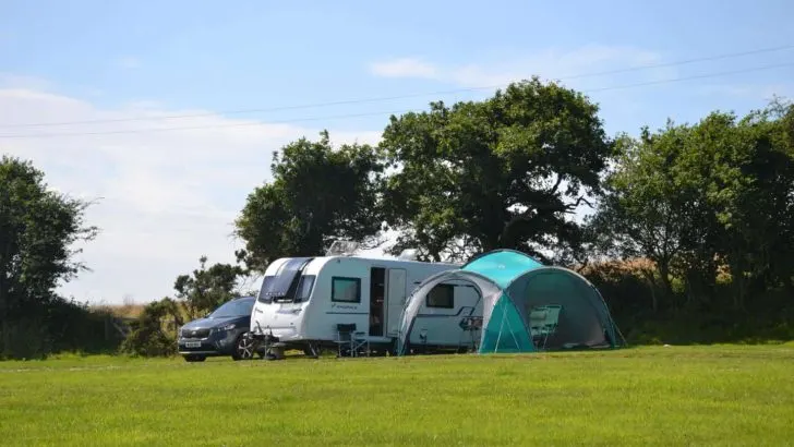Bailey Pheonix 650 pitched in a field