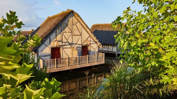 Les Iles de Clovis huts at Puy du Fou