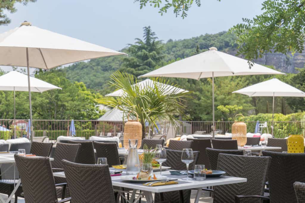 Table in Soleil Vivarais Restaurant in France