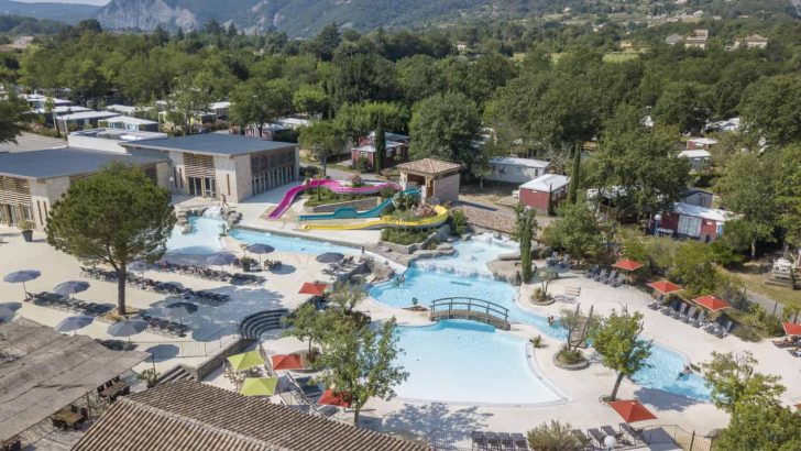 View of Soleil Vivarais swimming pool complex