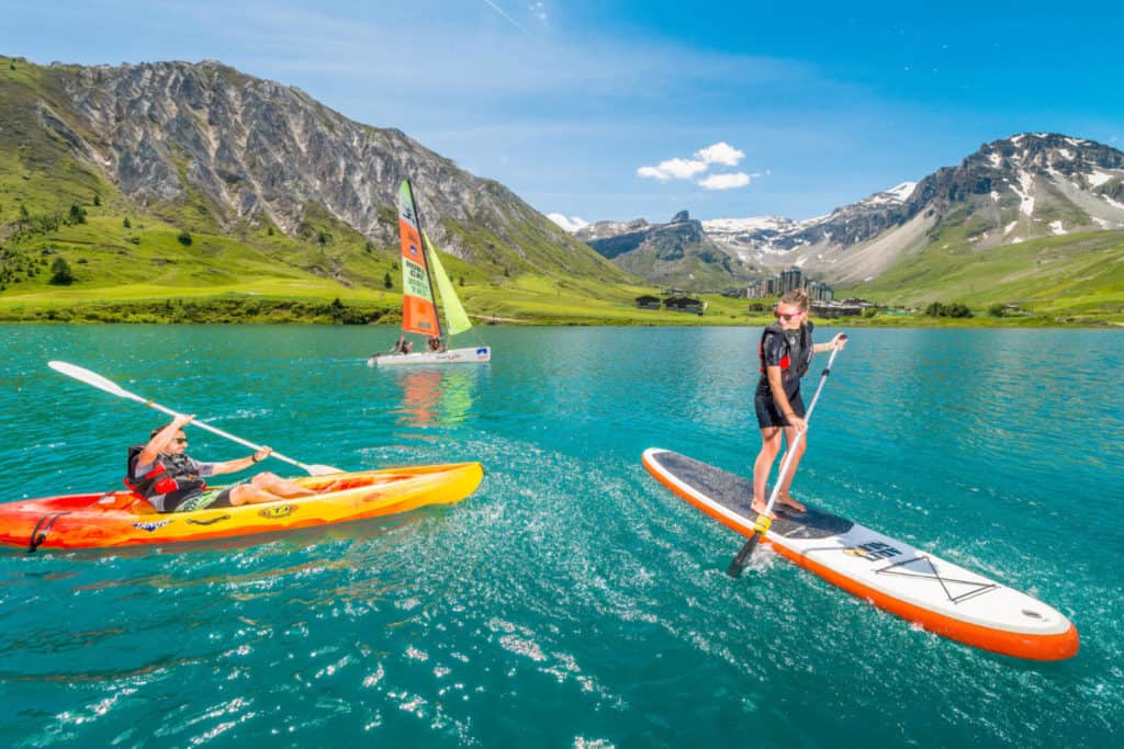 Water sports on a mountain lake in Tignes