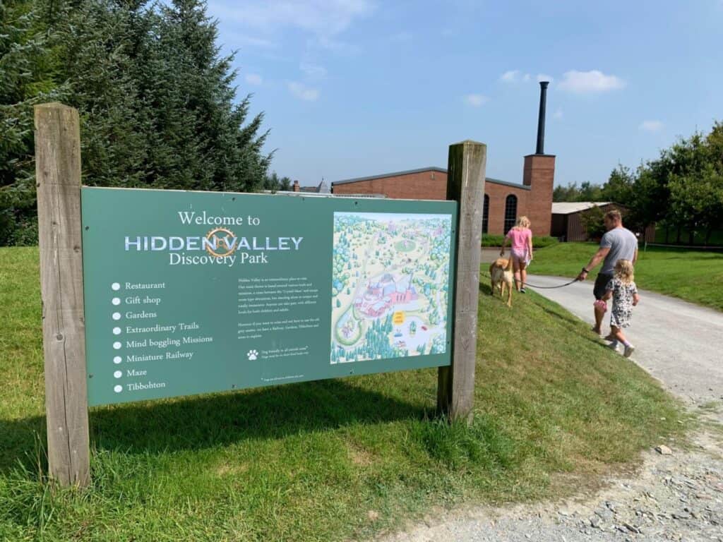 Entrance and map of the Hidden Valley Discovery Park in Cornwall