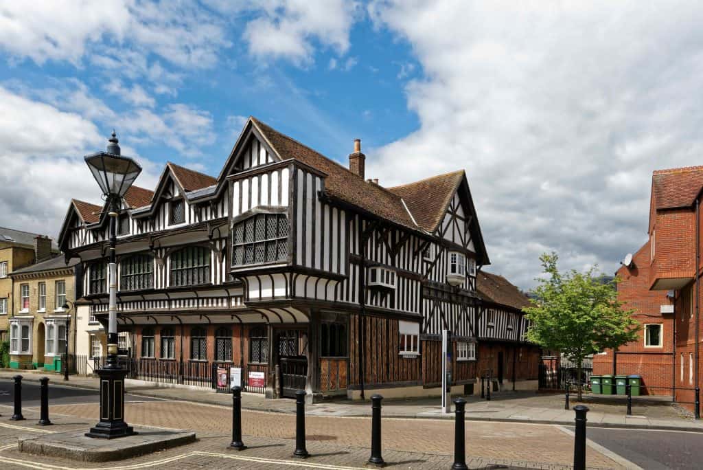 The front of Tudor House Museum in Southampton on a sunny day