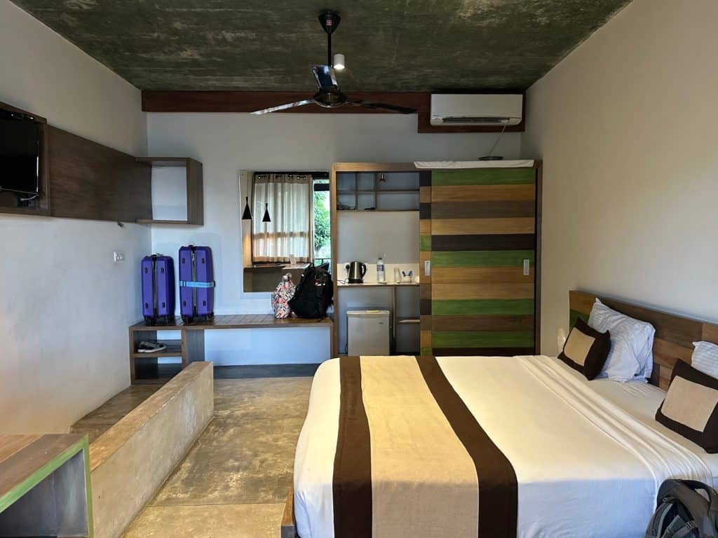 Hotel room with double bed at SWP Eco Lodge in Kandy