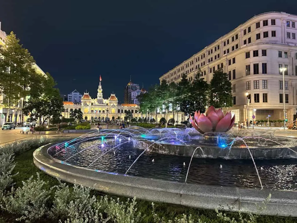 A beautiful fountain in Hi Chi Minh City at night