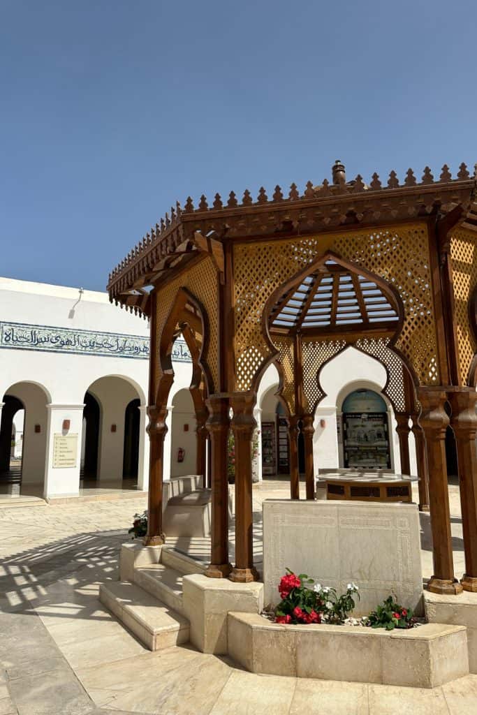 An Arabic designed pagoda in a courtyard at the Mercure Herghada