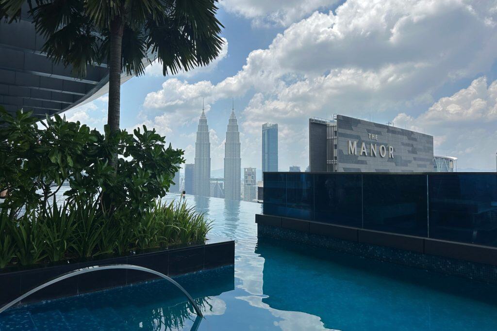 View from the roof top infinity pool of Eaton Residence